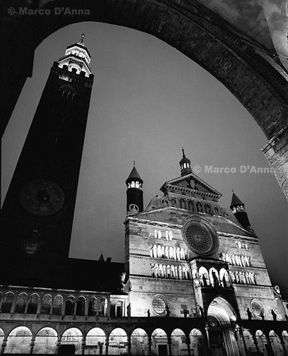 Piazza del Duomo, Cremona, calendario